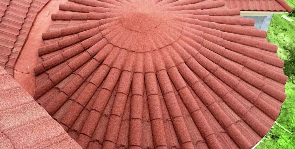 Stone-Coated Steel vs Asphalt Shingles Texas: Cost, Lifespan & ROI Comparison 2025